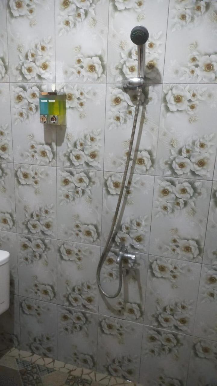 Wl Guesthouse Labuan Bajo Dış mekan fotoğraf