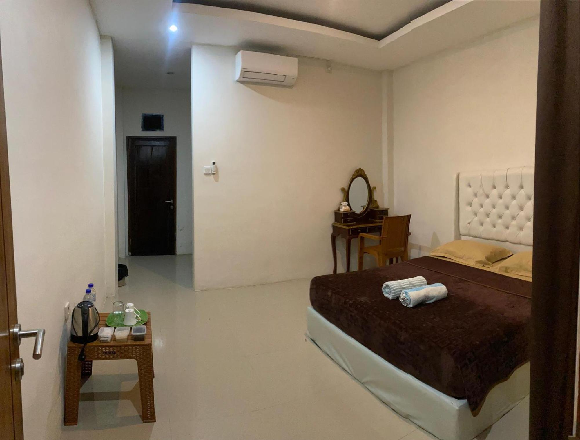 Wl Guesthouse Labuan Bajo Dış mekan fotoğraf